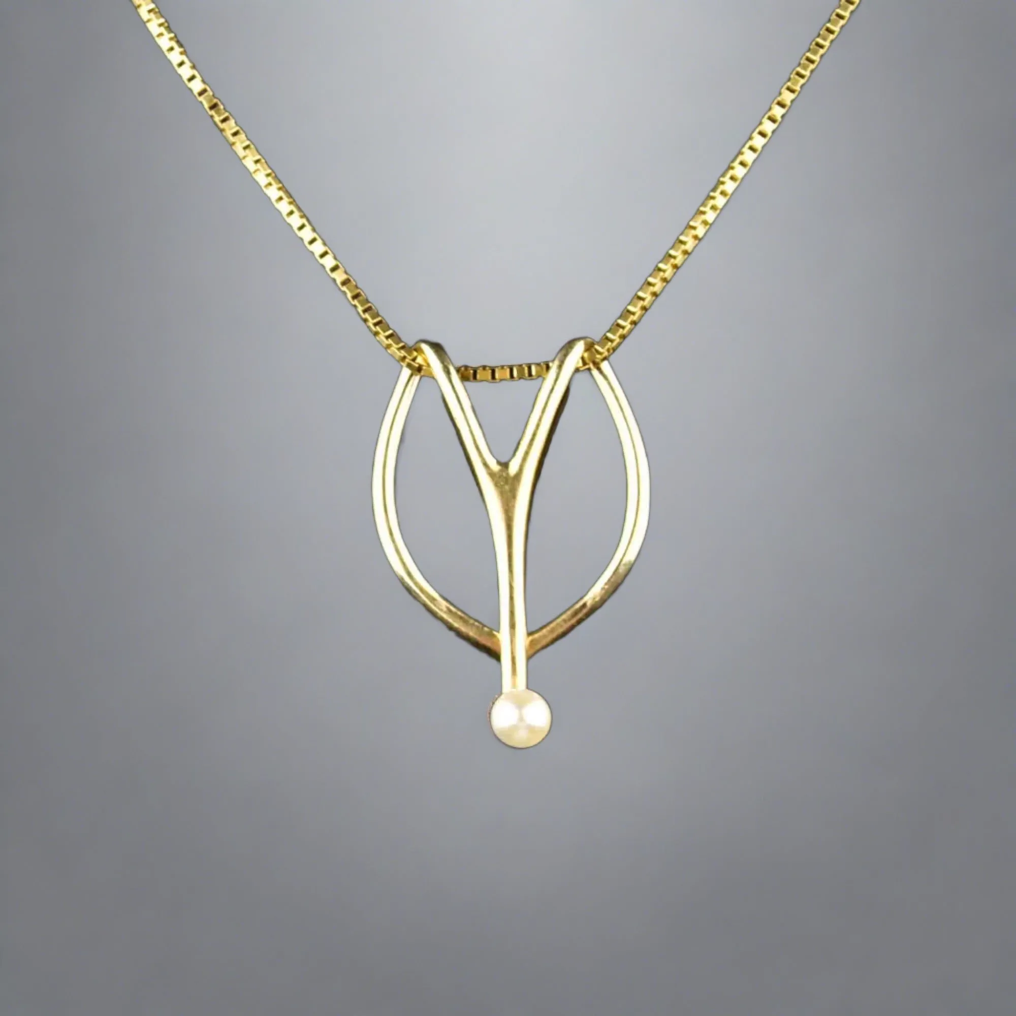 14K Gold Pearl Horseshoe Slider Pendant Necklace