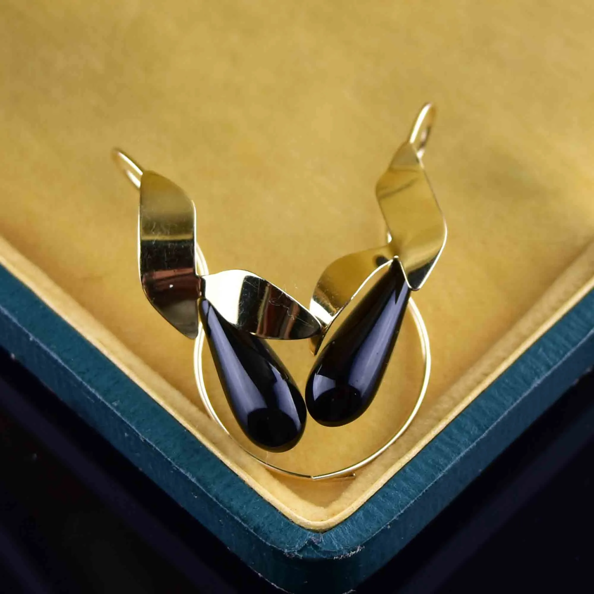 14K Gold Petal Black Onyx Drop Earrings