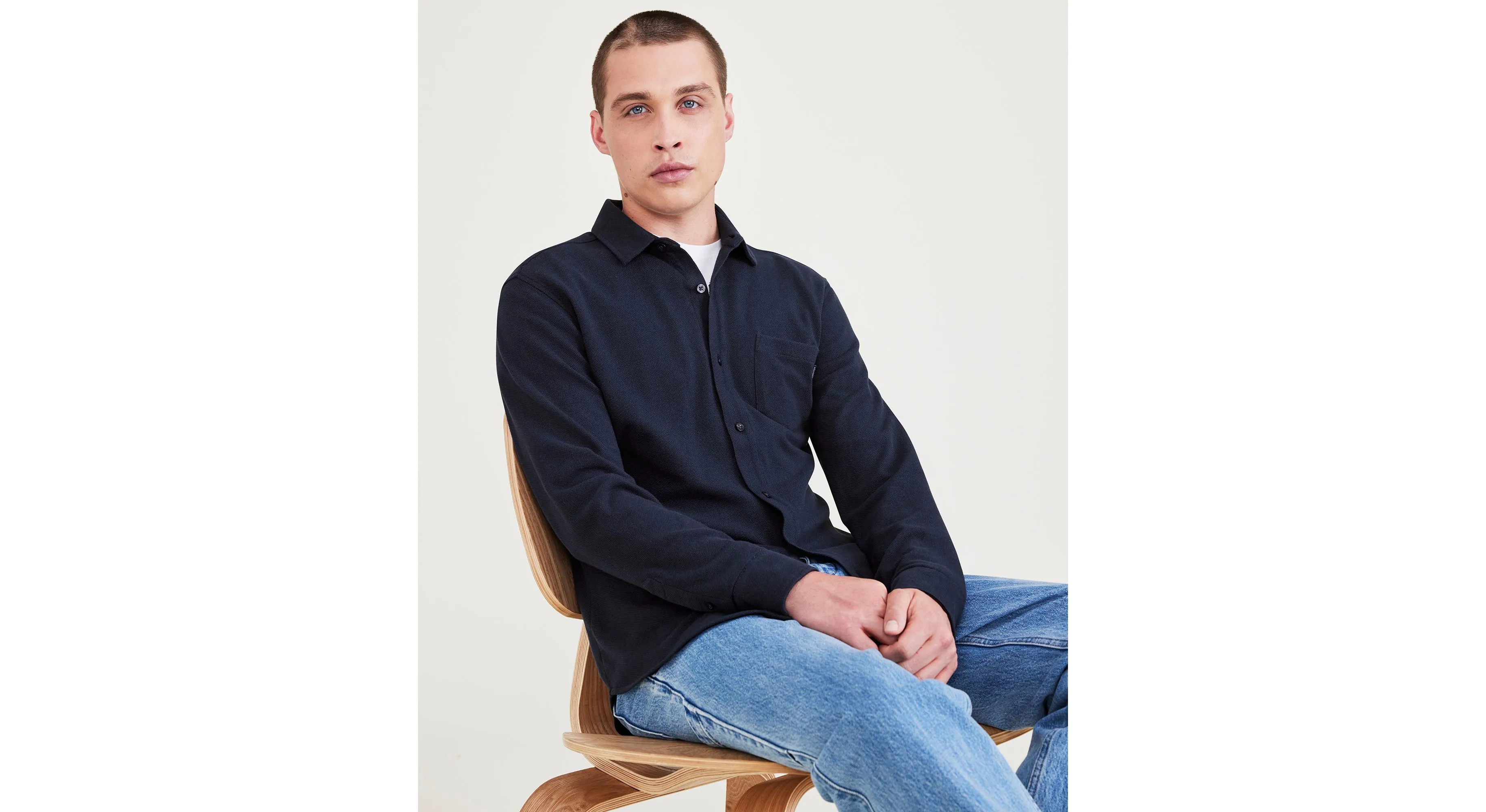 Men's Slim Fit Knit Button-Up Shirt