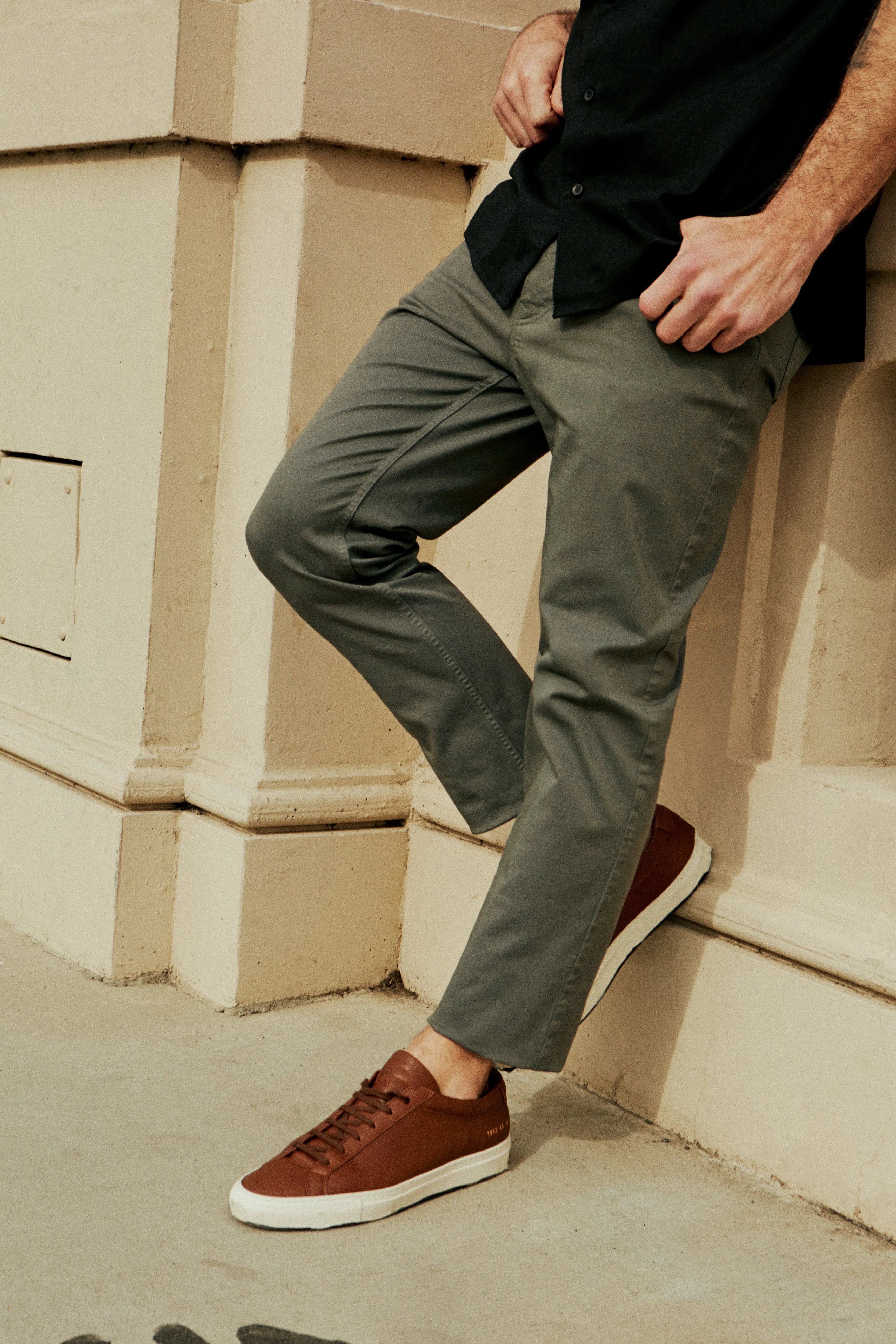 Men's Slim Fit Twill Pant