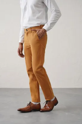 The Slim Fit Daylong Chino - Quicksand