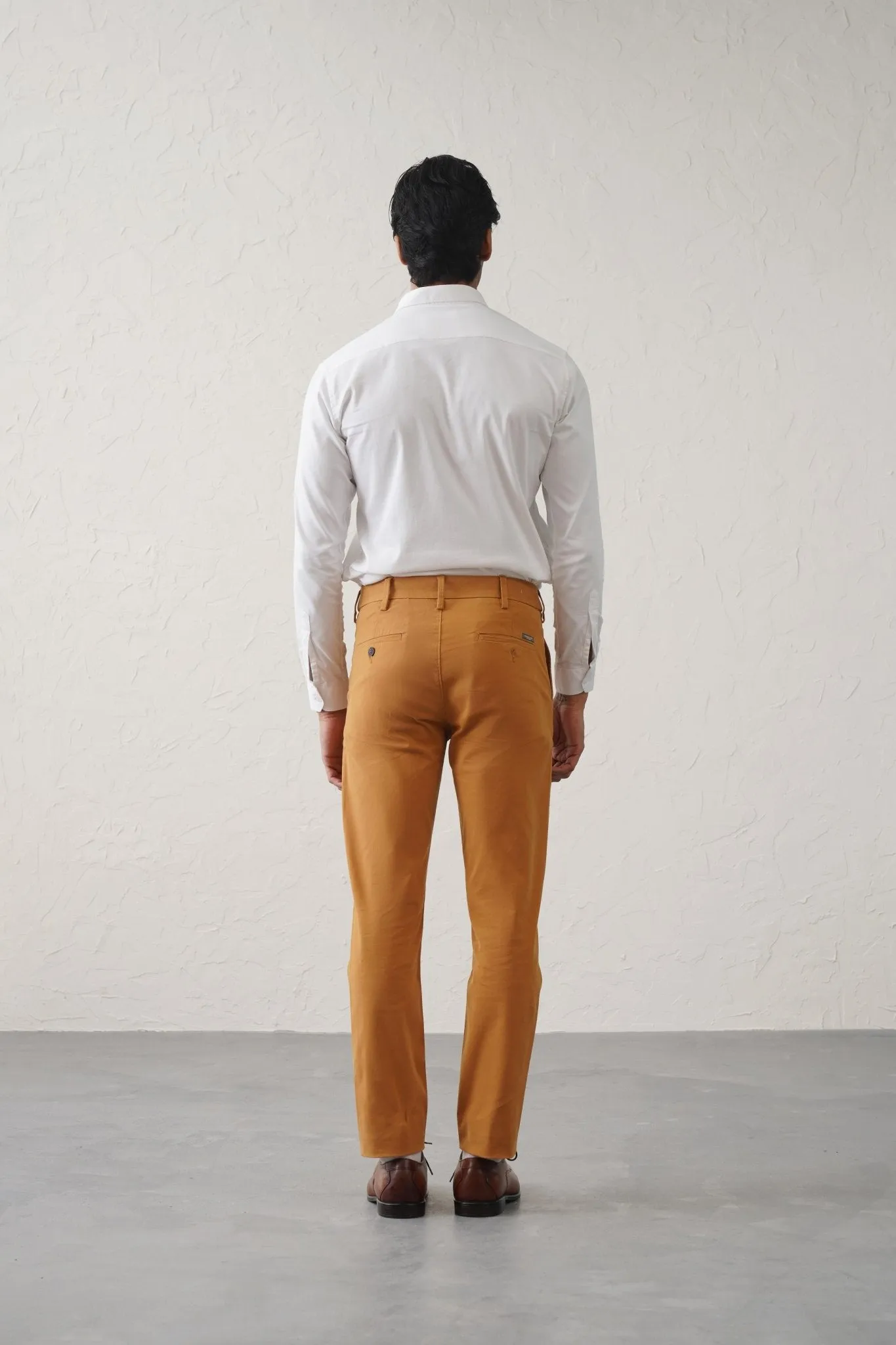 The Slim Fit Daylong Chino - Quicksand